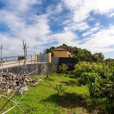 Guestready - Casa Do Feno Santa Cruz (Madeira)